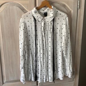 Torrid Size 2 Mickey Mouse Peter Pan Collar Blouse